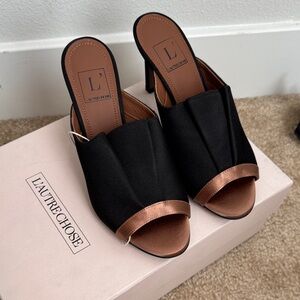 L'Autre Chose Black and Brown Mules